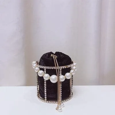 Pearl chain bucket bag